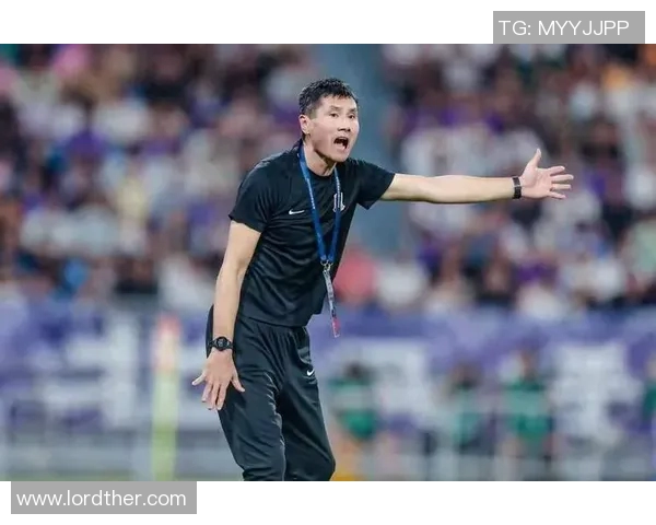 广东足球明星在国际赛场上崭露头角助力中国足球腾飞的故事