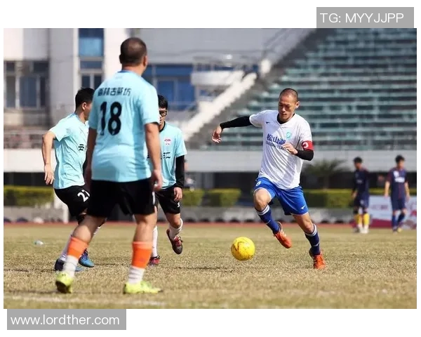 深圳足球队在全运会积分榜上以57分高居首位展现强劲实力